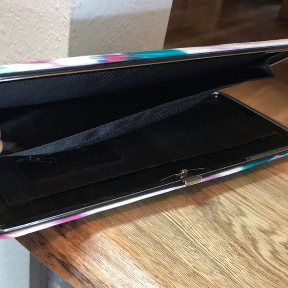 New Colorful Clutch Clutch - Picture 11 of 15